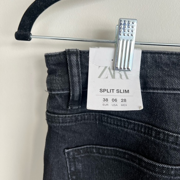 NWT Black Zara Split Slim Jeans - Size US 6 - Picture 2 of 5